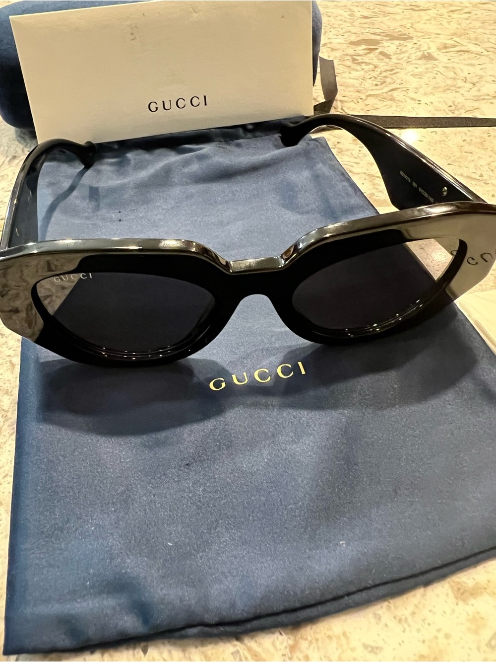 Gucci Black Sunglasses with Gold Emblem GG1421S
